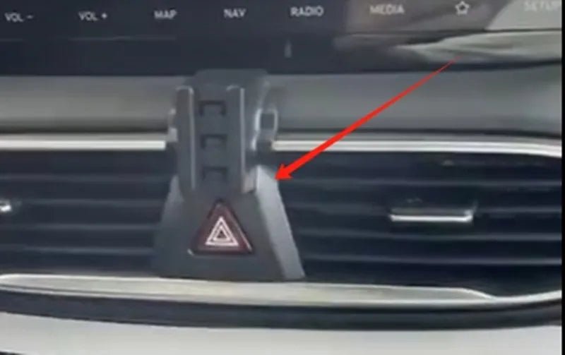 15W Fast Charging Wireless Charger Car Mount Phone Holder Automatic Clamping For 2019-2023 Hyundai Santa Fe MK4 - Cozy & Co. Market
