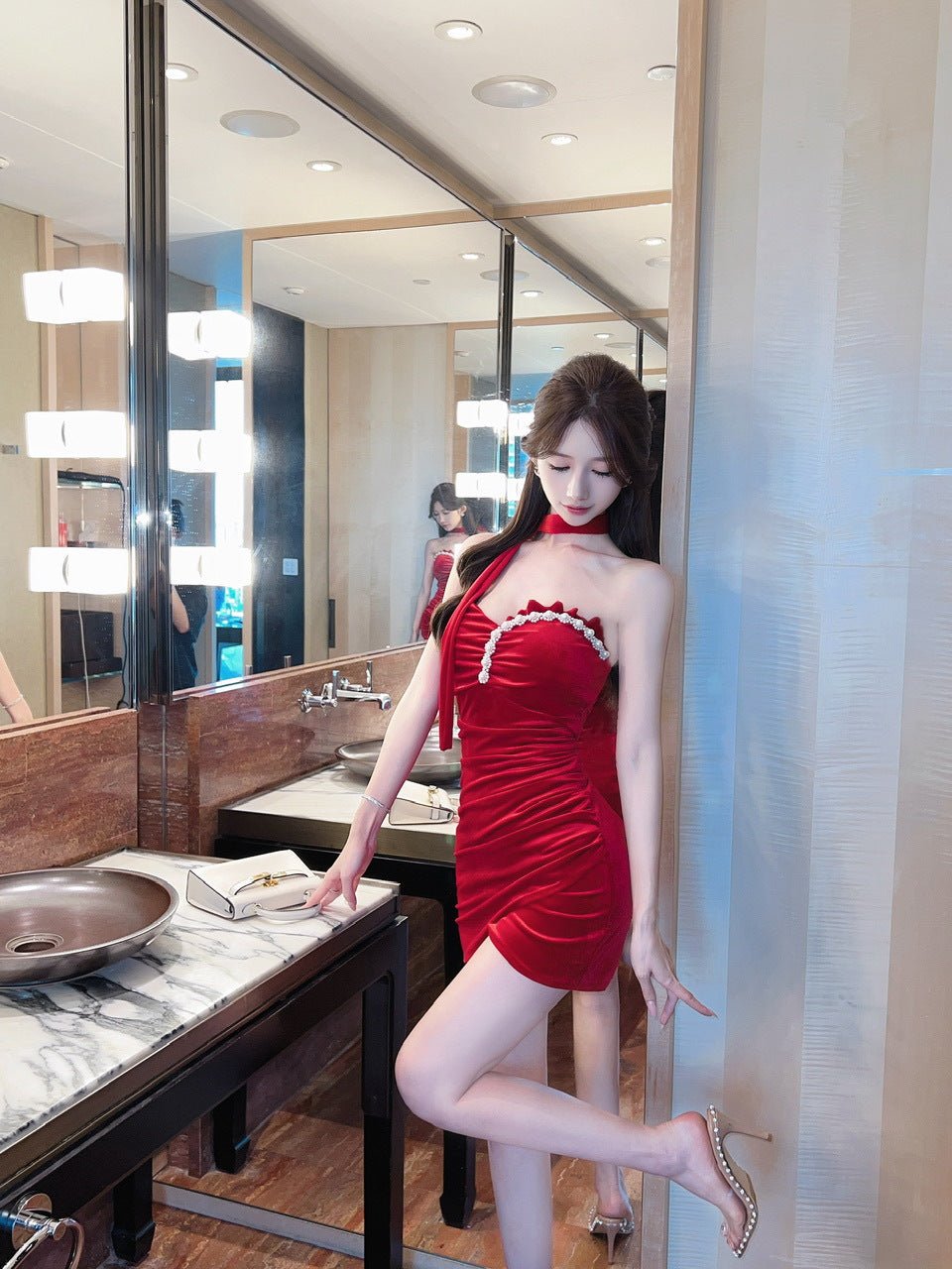 2422 Southeast Asia Cross-border Foreign Trade Sexy Women's Wear Gold Velvet Beaded Strapless Slim-fit Hip Base dress - Cozy & Co. Market