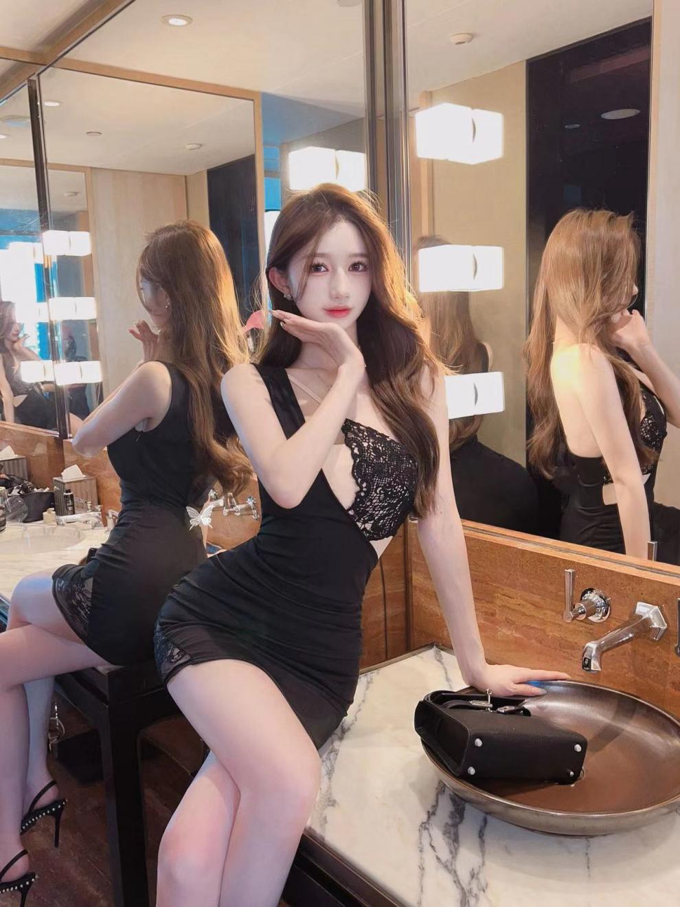 8742 Niche Design Lace Stitching Slim dress Women's Foreign Trade New Sexy Backless Night Dress - Cozy & Co. Market