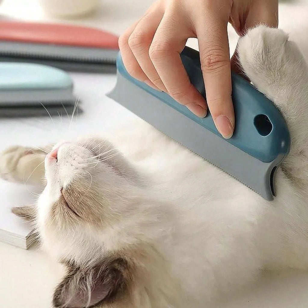Effective Pet Hair Remover Brush For Cats And Dogs - Gently Shaves Wool And Cleans Fur For A Neat And Tidy Home - Cozy & Co. Market