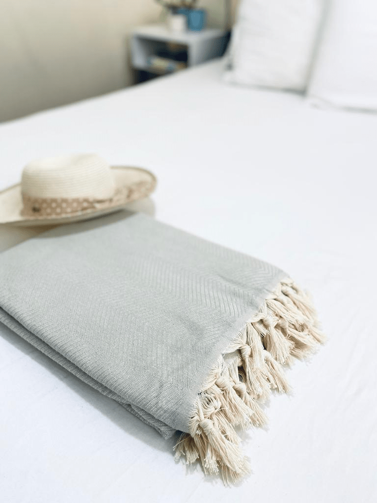 Handwoven blanket "Ayvalik" - Cozy & Co. Market