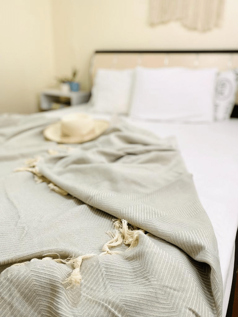 Handwoven blanket "Ayvalik" - Cozy & Co. Market