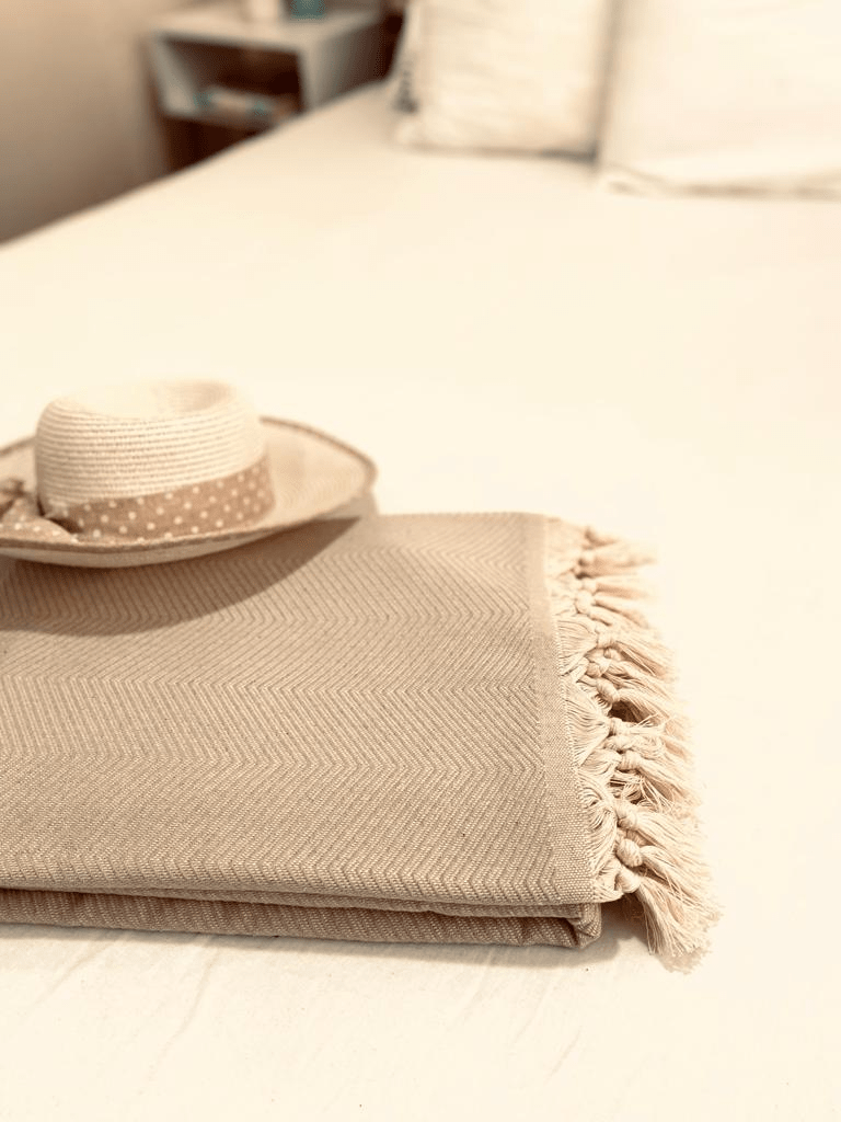 Handwoven blanket "Ayvalik" - Cozy & Co. Market