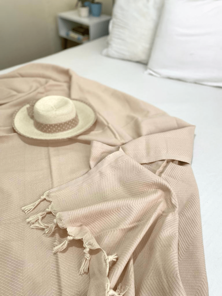 Handwoven blanket "Ayvalik" - Cozy & Co. Market