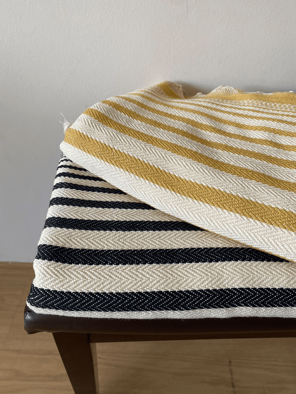 Handwoven cover "Fatsa" - Cozy & Co. Market