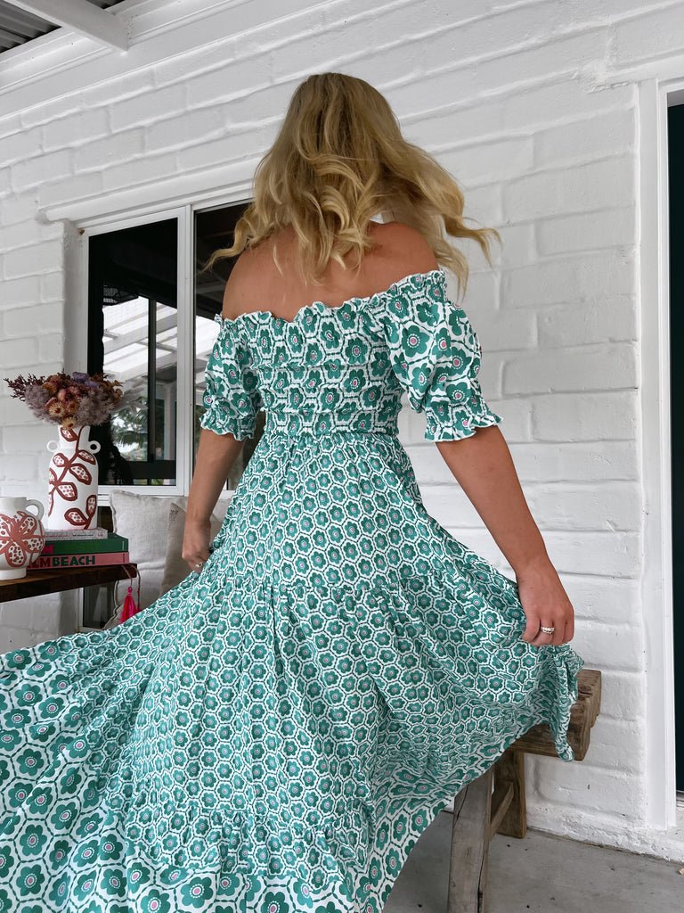 in stock 25 Years of European and American Foreign Trade Amazon New Cross-border Women's Printed Bubble Sleeve dress -68602 - Cozy & Co. Market