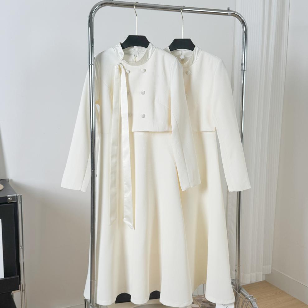 Rich Family Overseas Daughter suit Women's Autumn and Winter French Bow Gentle Elegant Chanel Style Coat Overskirt Two-Piece Set - Cozy & Co. Market