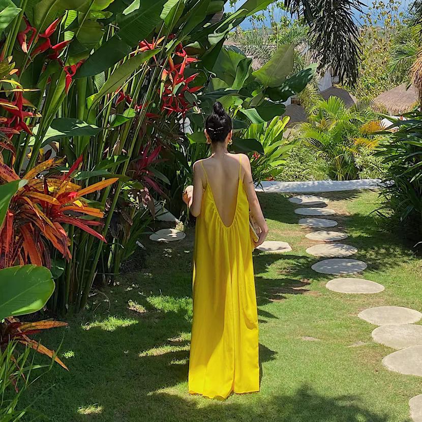 Seaside Holiday Strap dress Backless Pure and Loose Slim Fairy Skirt Sexy Elegant Super Fairy Skirt - Cozy & Co. Market