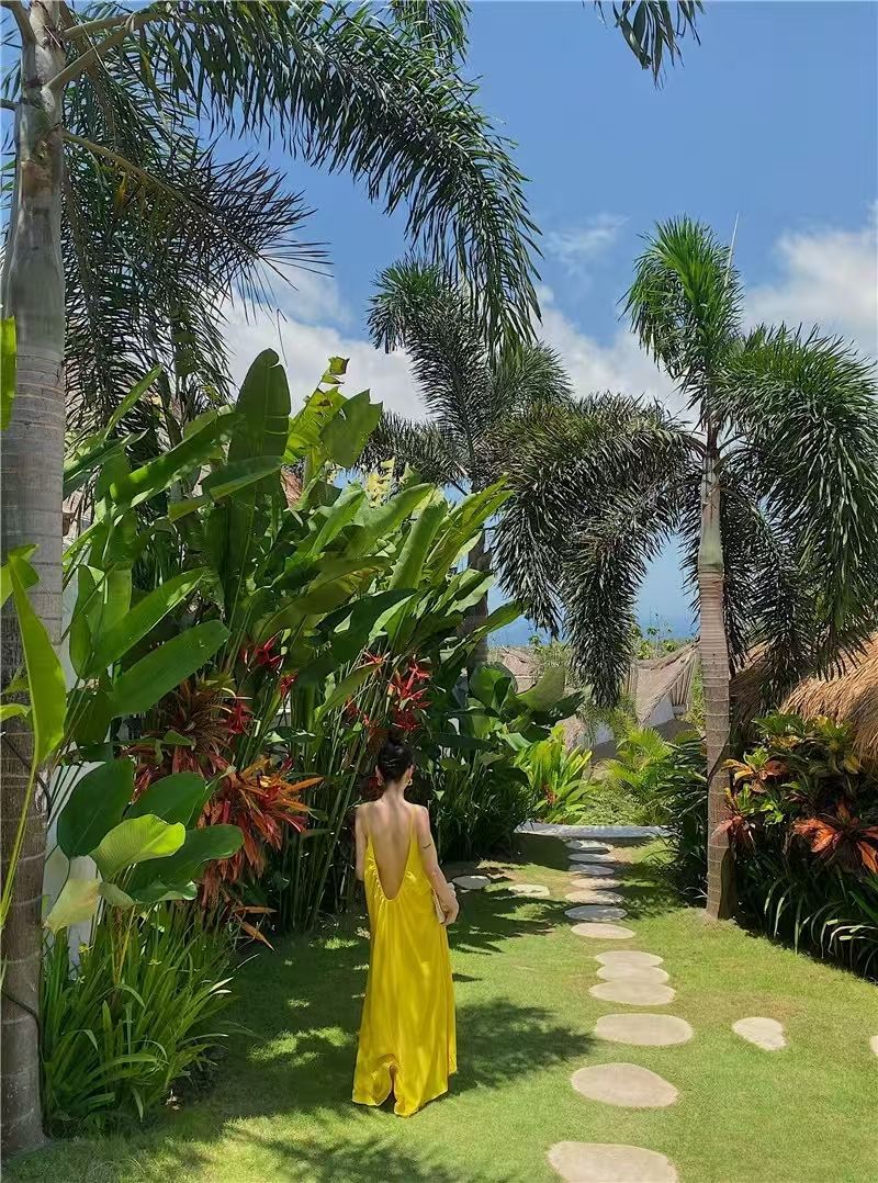Seaside Holiday Strap dress Backless Pure and Loose Slim Fairy Skirt Sexy Elegant Super Fairy Skirt - Cozy & Co. Market