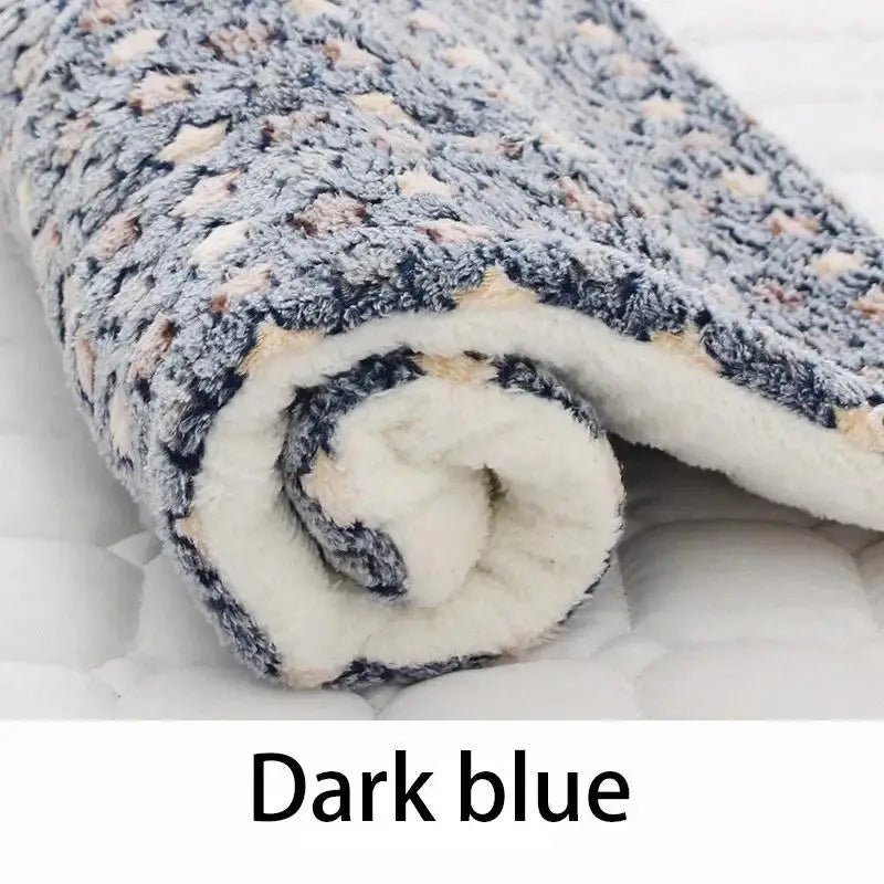 Soft Fleece Pet Sleeping Mat — Washable Dog & Cat Bed Blanket - Cozy & Co. Market