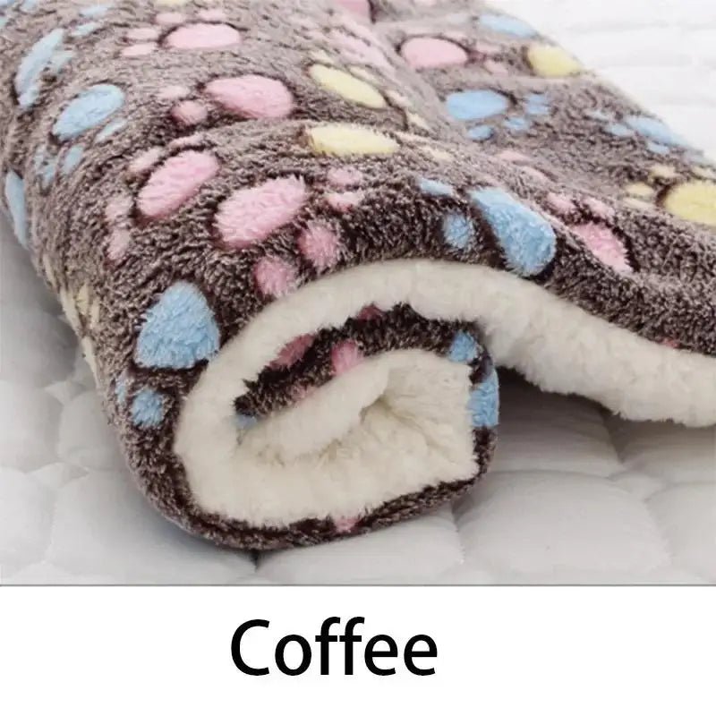 Soft Fleece Pet Sleeping Mat — Washable Dog & Cat Bed Blanket - Cozy & Co. Market