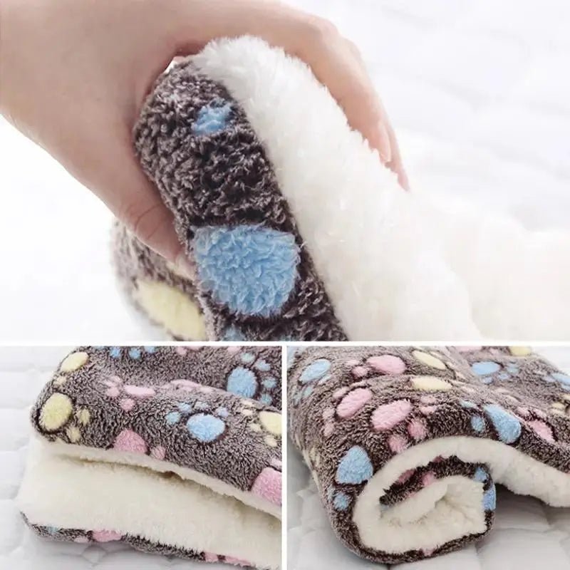 Soft Fleece Pet Sleeping Mat — Washable Dog & Cat Bed Blanket - Cozy & Co. Market