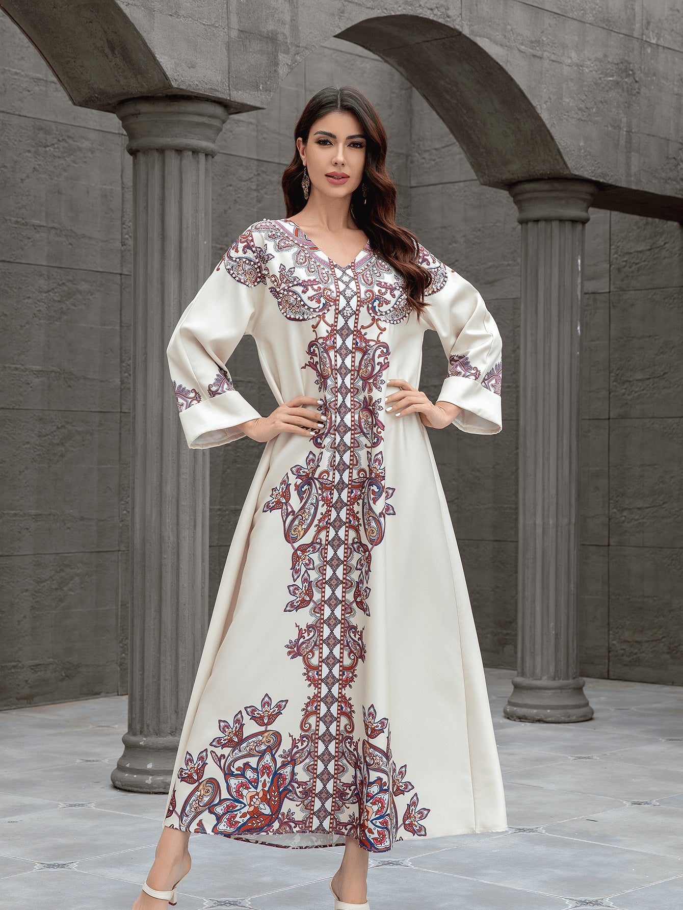 Sw0826 Middle East Cross-Border Muslim Women's Robe Elegant Printed Beaded Dress Dubai Export Abaya - Cozy & Co. Market