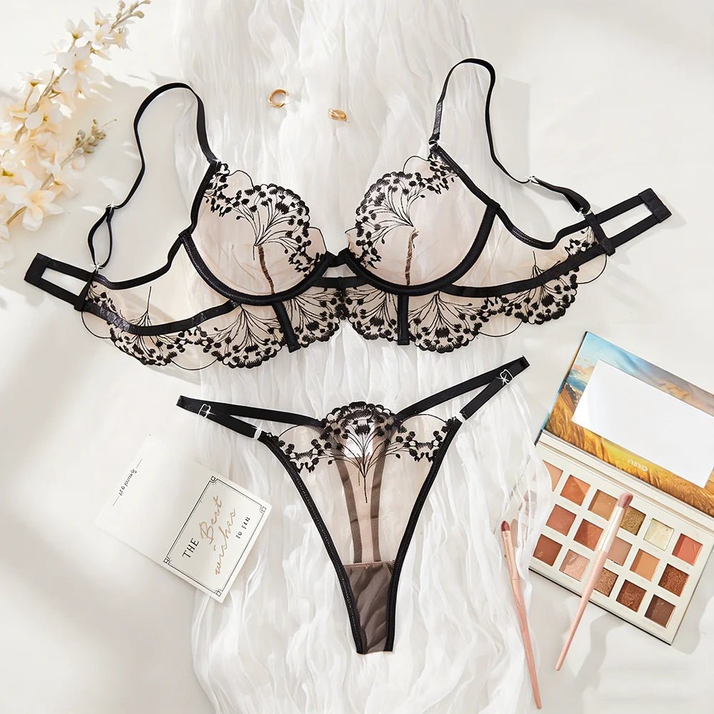 US Stock Hot Sale Sexy Exquisite Romantic Burgundy Lace Embroidery Adjustable Women's Lingerie Set - Cozy & Co. Market