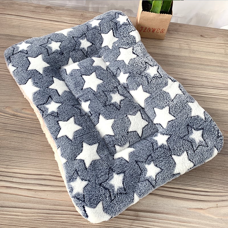 Winter Pet Warm Sleeping Pad - Cozy & Co. Market